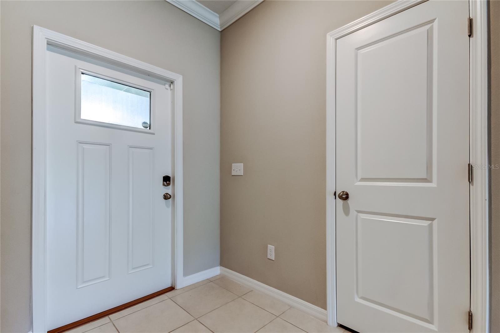 Image 4 of 56 For 2182 Great Sapphire Lane