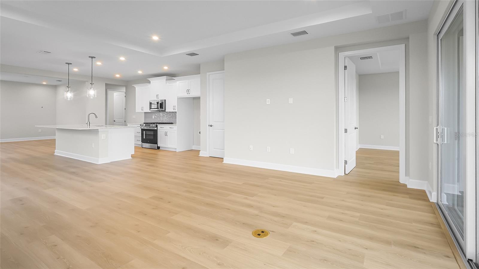 Image 47 of 84 For 570 Hammock Oaks Boulevard