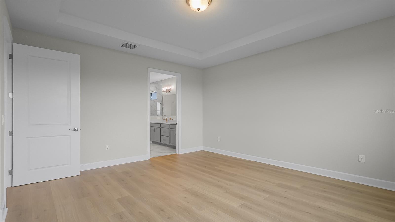 Image 50 of 84 For 570 Hammock Oaks Boulevard