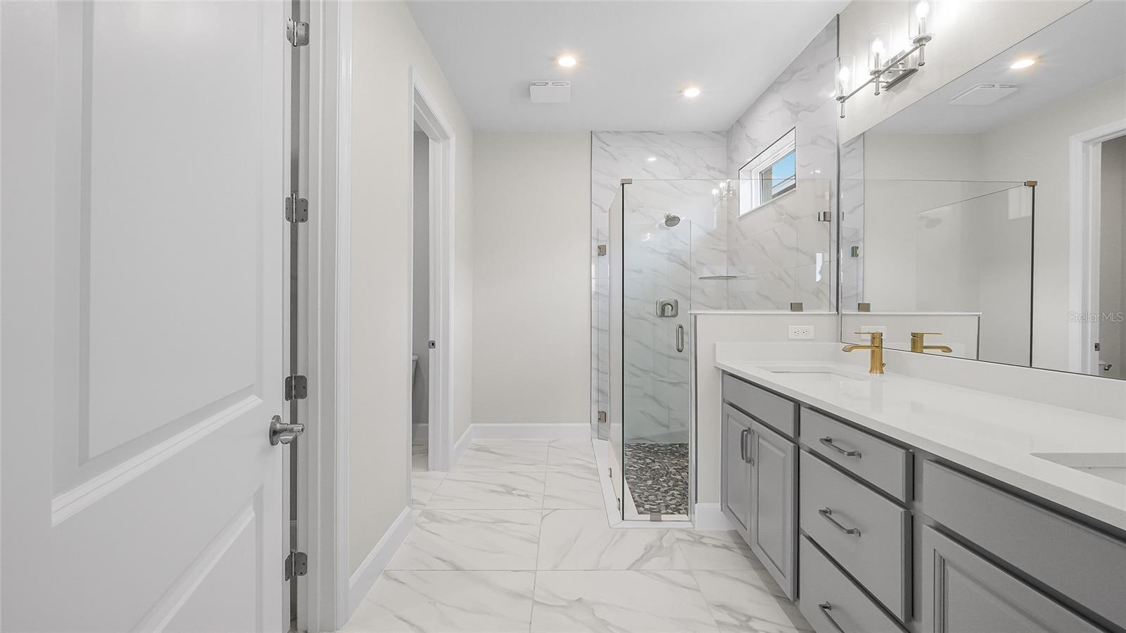 Image 52 of 84 For 570 Hammock Oaks Boulevard