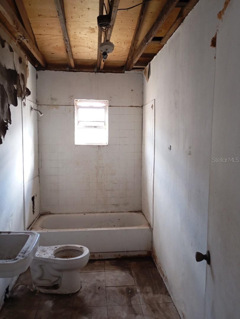 Image 14 of 24 For Address Not Provided