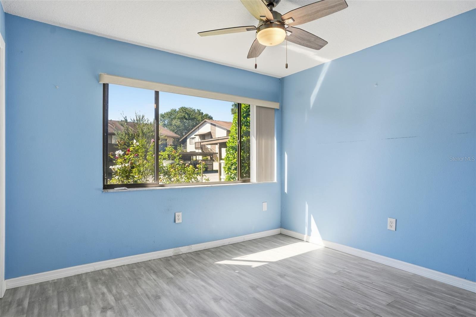 Image 22 of 45 For 12906 Wedgewood Way B