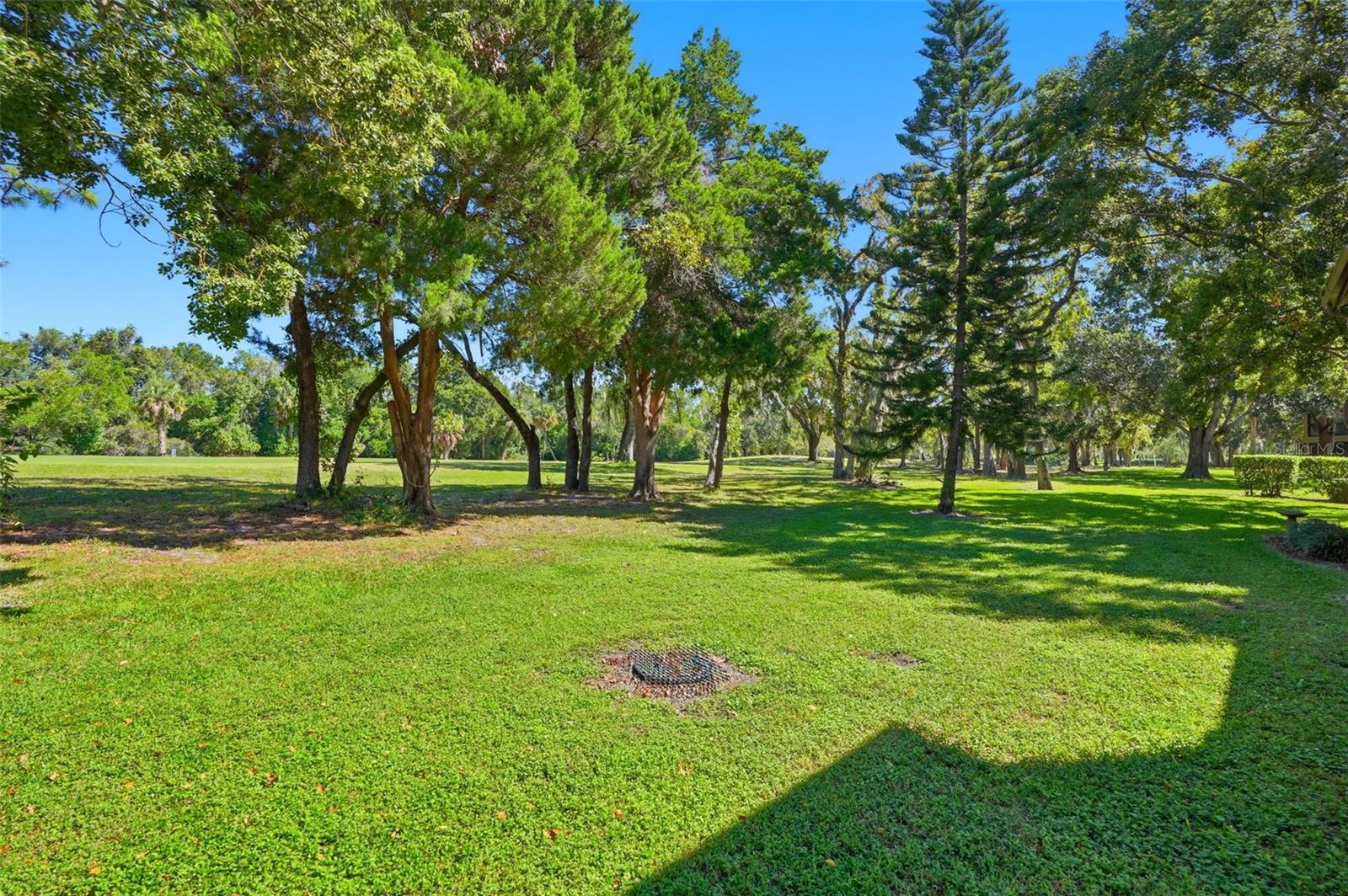 Image 32 of 45 For 12906 Wedgewood Way B
