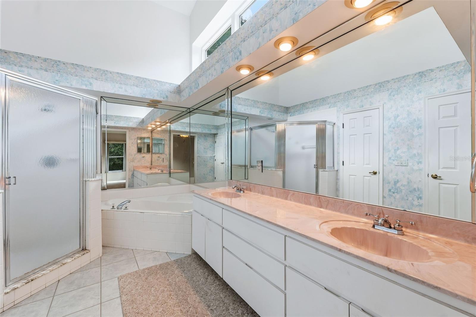 Image 20 of 68 For 9120 193rd Circle