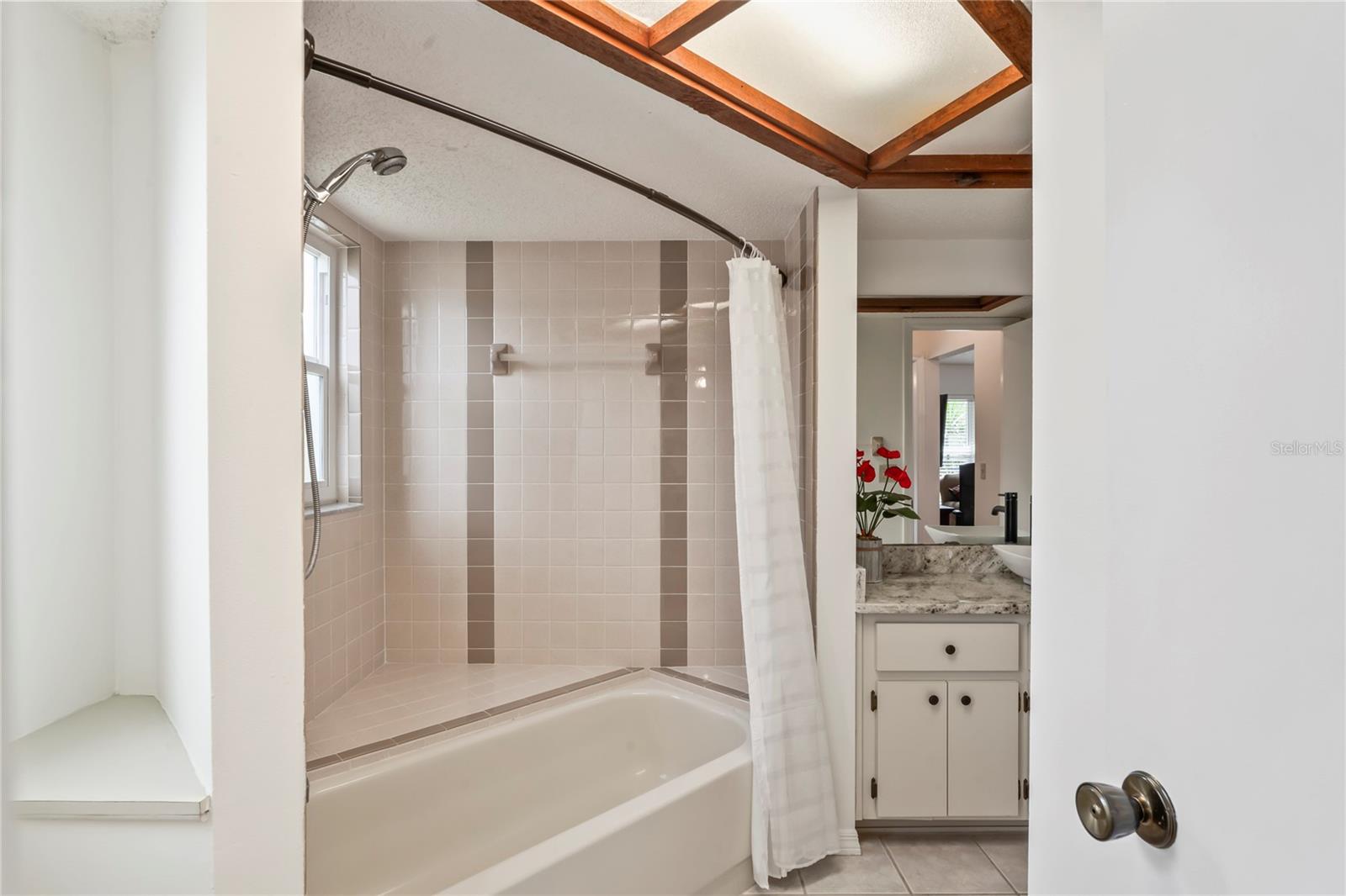 Image 26 of 62 For 8621 Bridgewater Drive