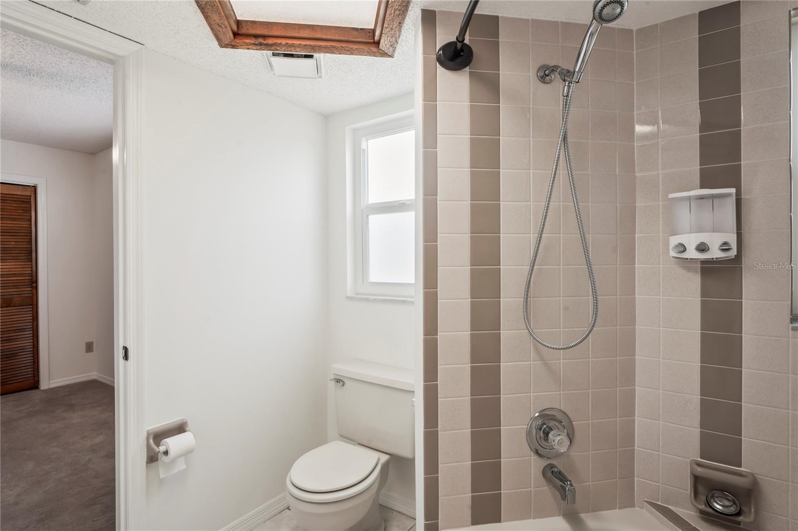 Image 29 of 62 For 8621 Bridgewater Drive