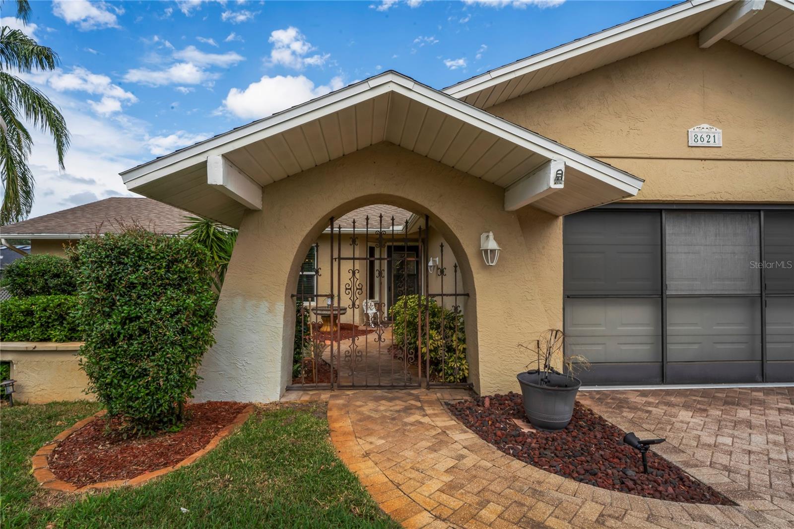 Image 32 of 62 For 8621 Bridgewater Drive