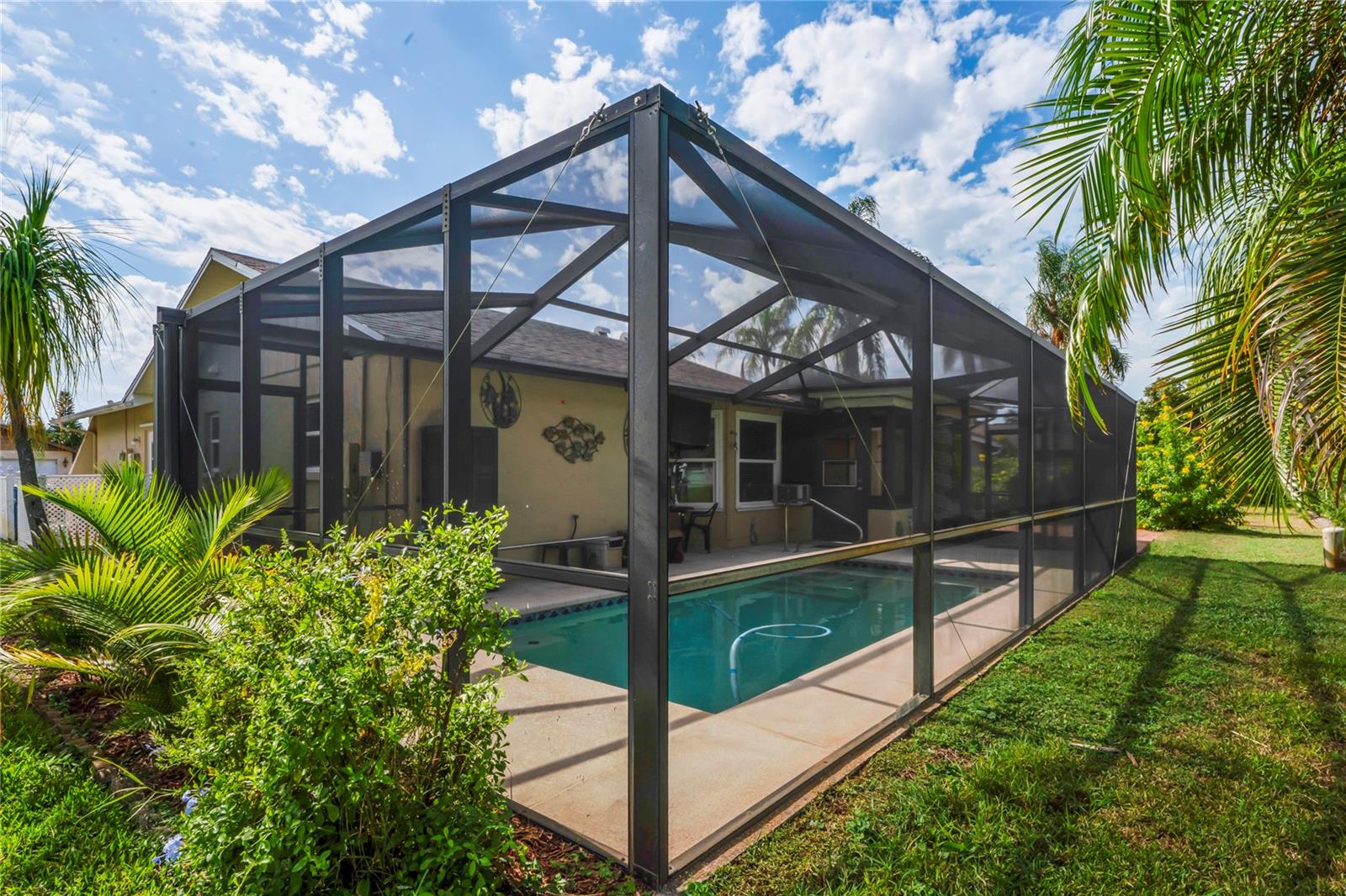 Image 46 of 62 For 8621 Bridgewater Drive