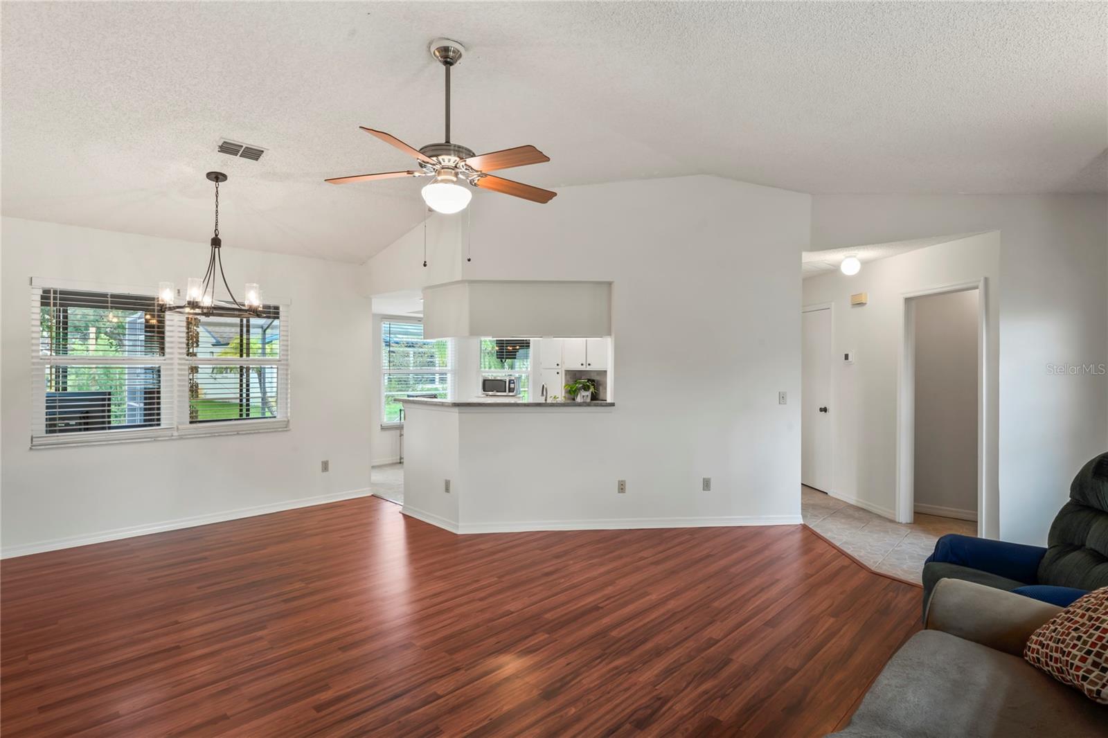 Image 8 of 62 For 8621 Bridgewater Drive