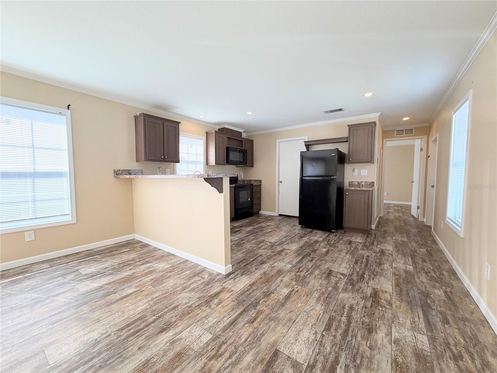 Image 7 of 14 For 15249 Nava Street