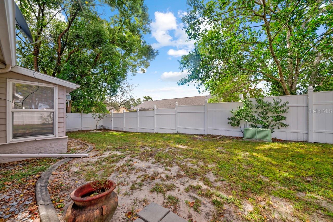 Image 10 of 60 For 8088 Spanish Oak Drive