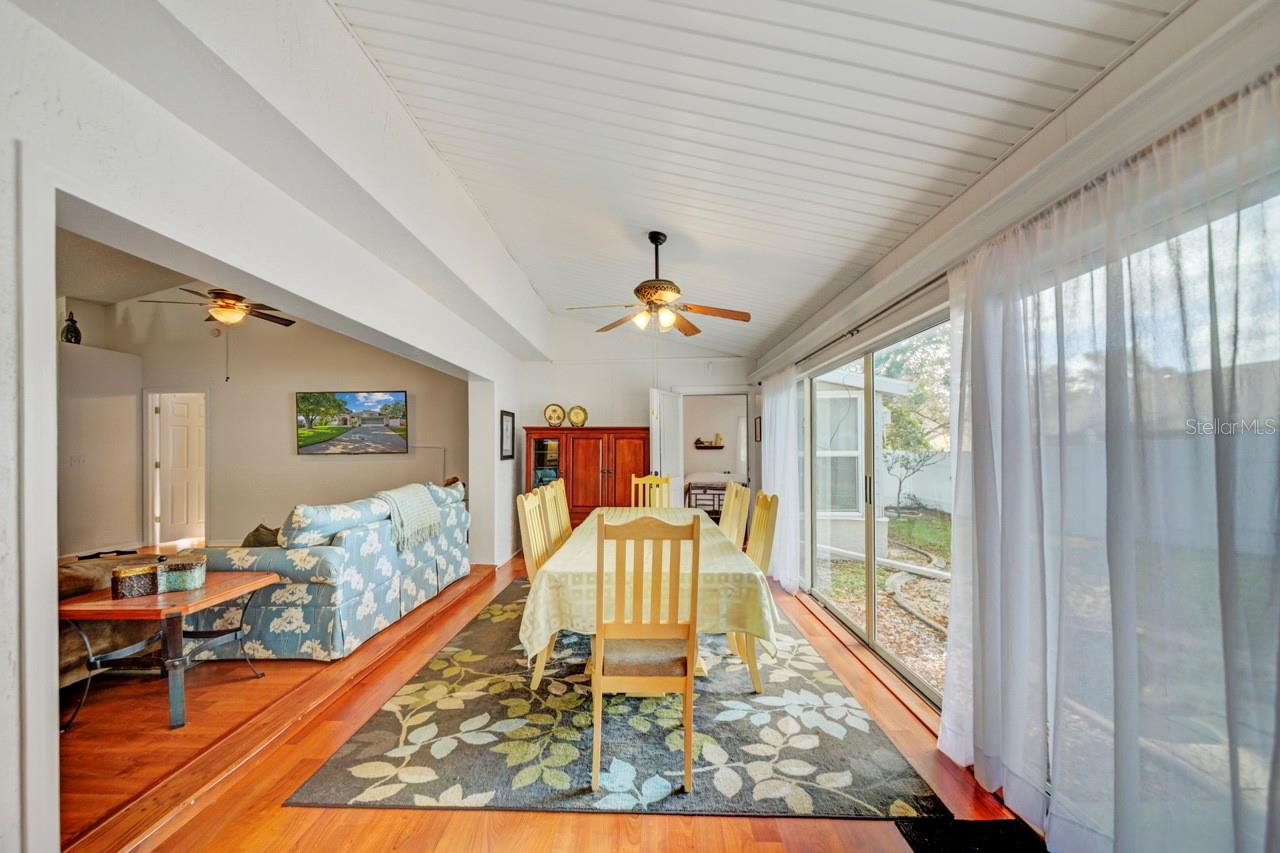 Image 20 of 60 For 8088 Spanish Oak Drive