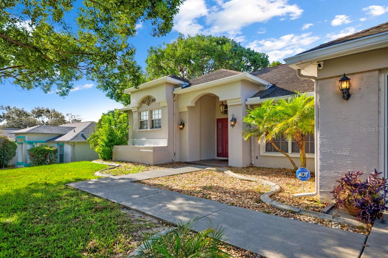 Image 5 of 60 For 8088 Spanish Oak Drive