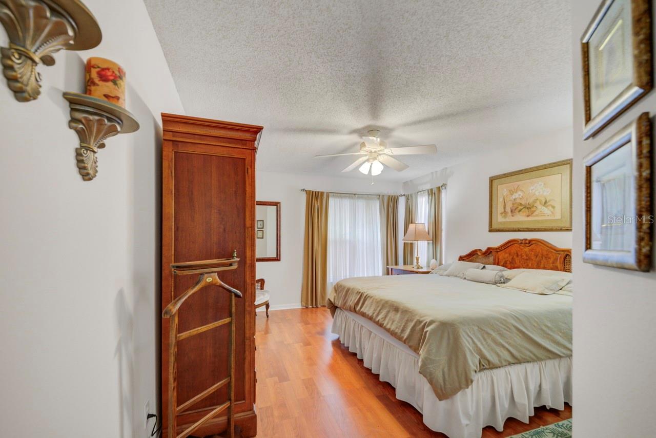 Image 52 of 60 For 8088 Spanish Oak Drive