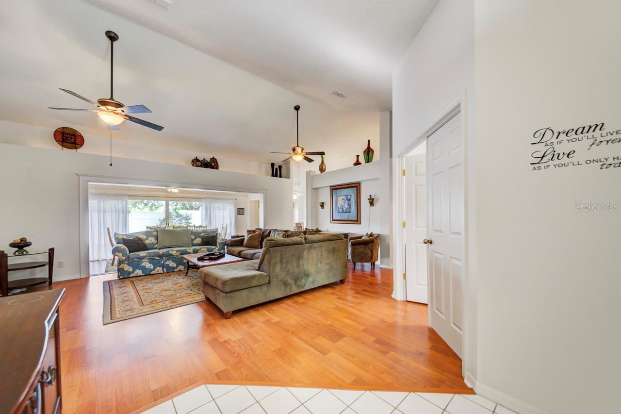 Image 58 of 60 For 8088 Spanish Oak Drive