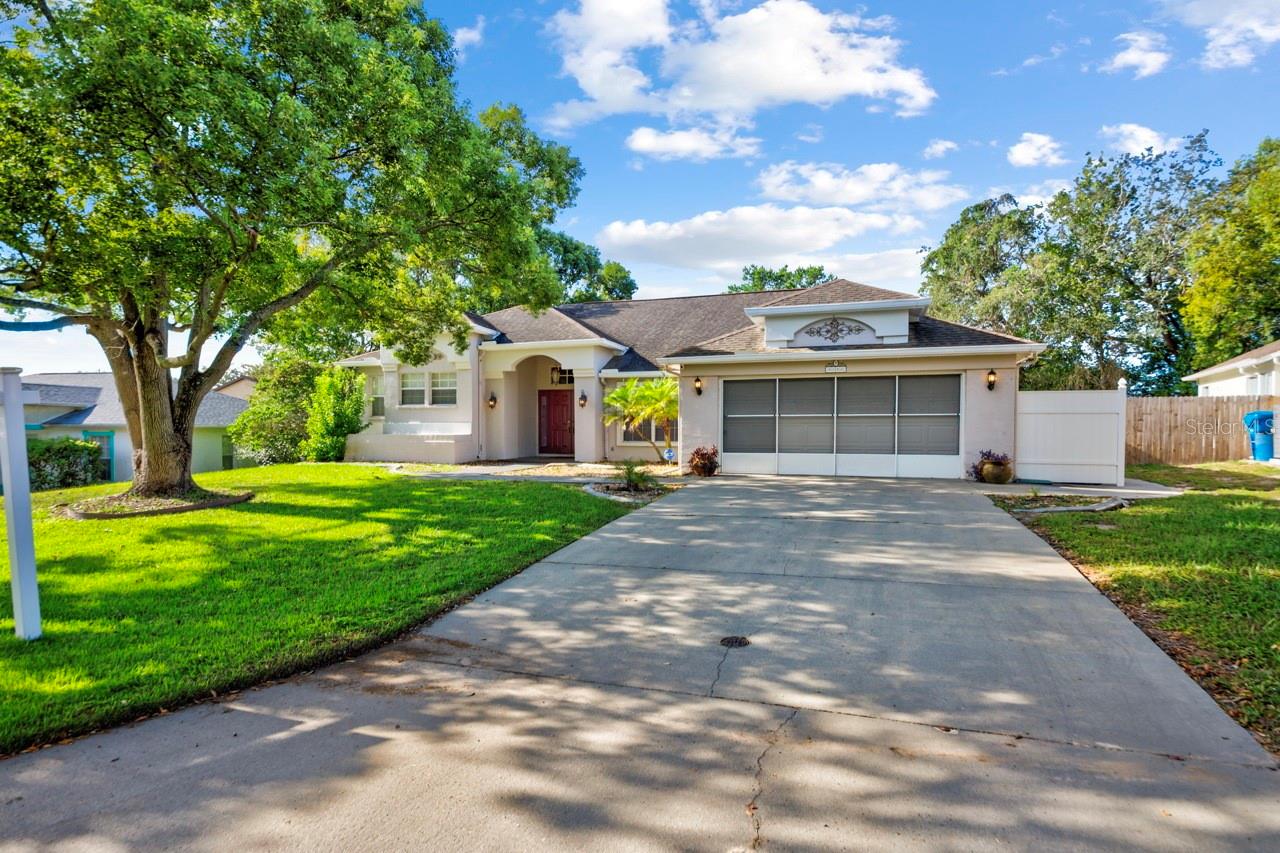 Image 6 of 60 For 8088 Spanish Oak Drive