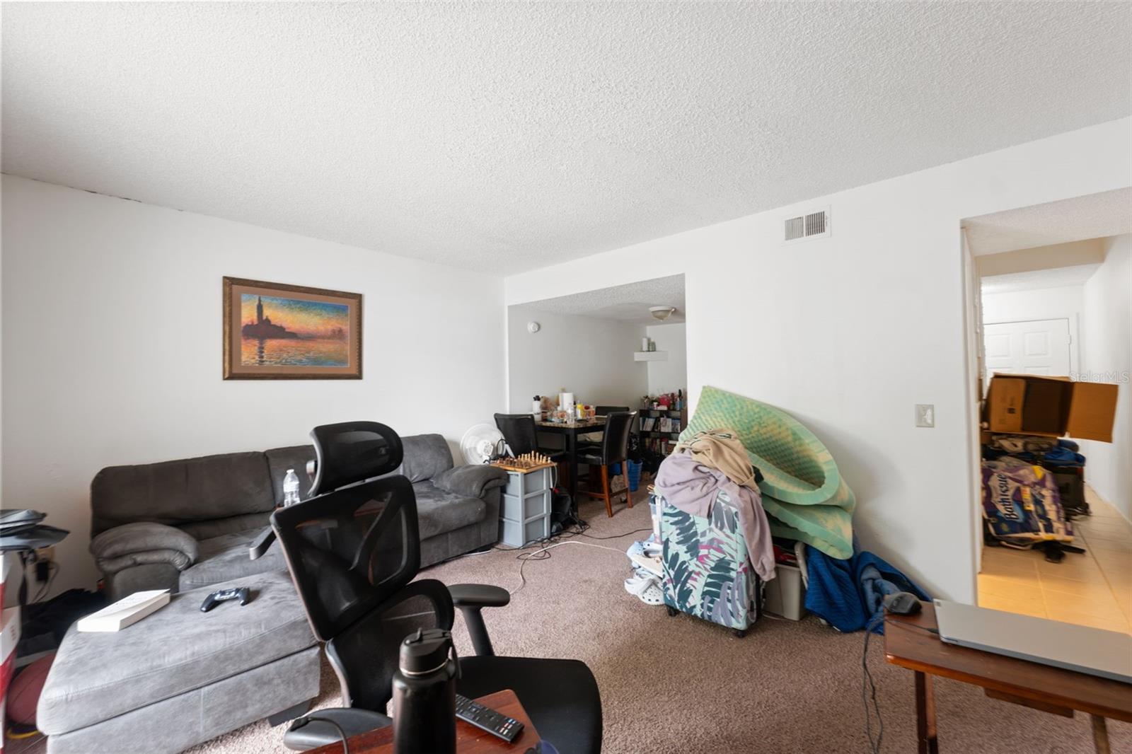 Image 11 of 29 For 22707 Watersedge Boulevard 57