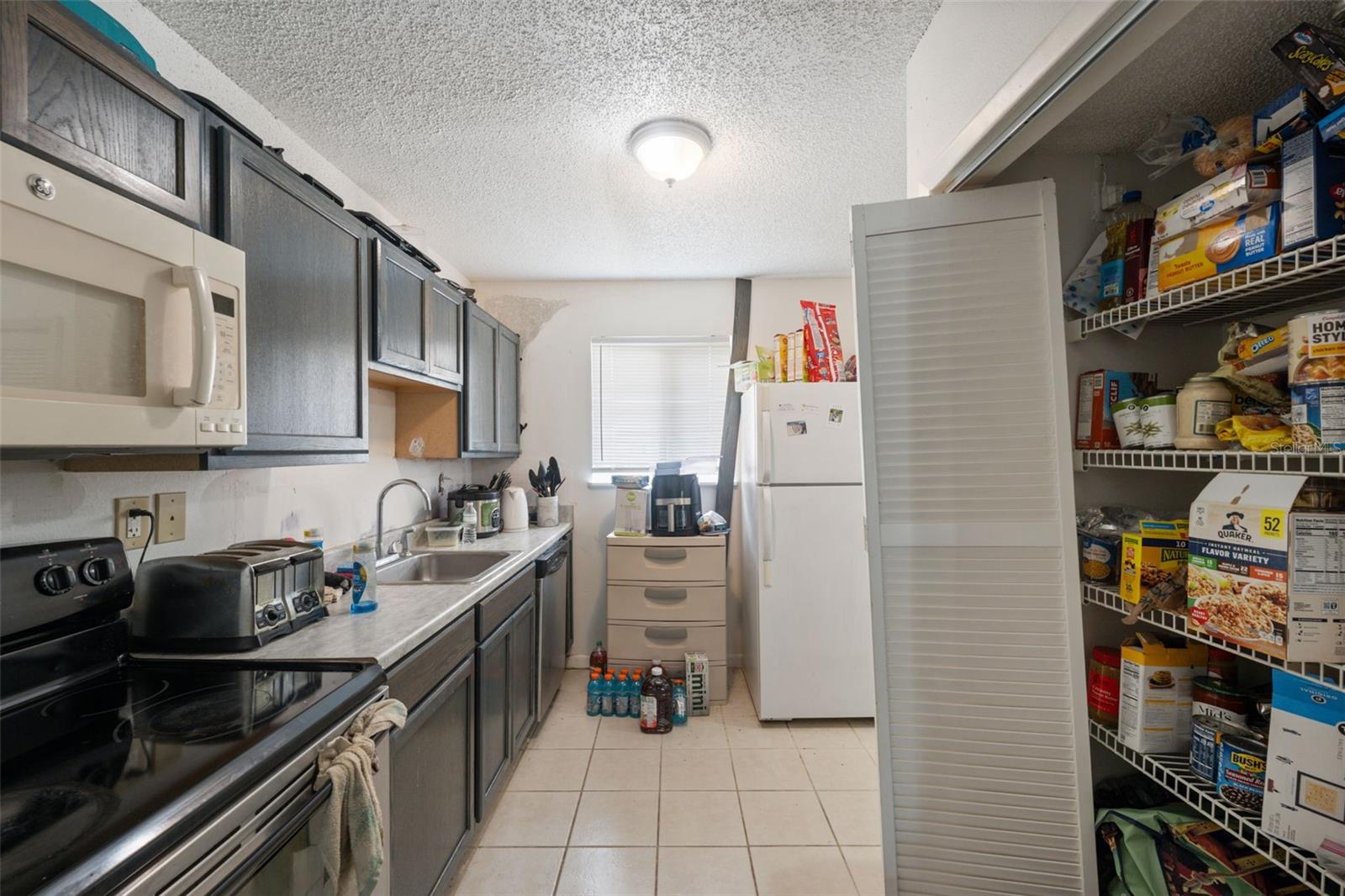 Image 4 of 29 For 22707 Watersedge Boulevard 57