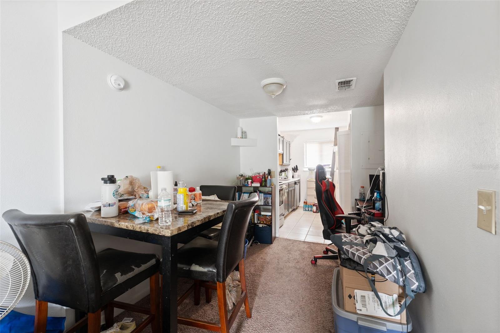 Image 9 of 29 For 22707 Watersedge Boulevard 57