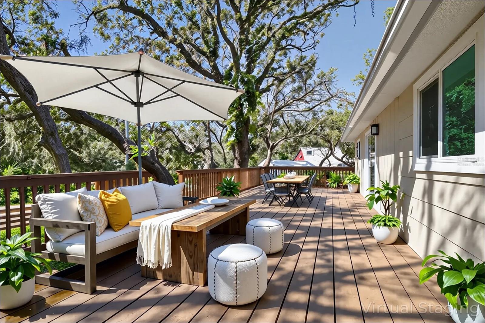 Listing photo id 16 for 13901 Vacation Lane