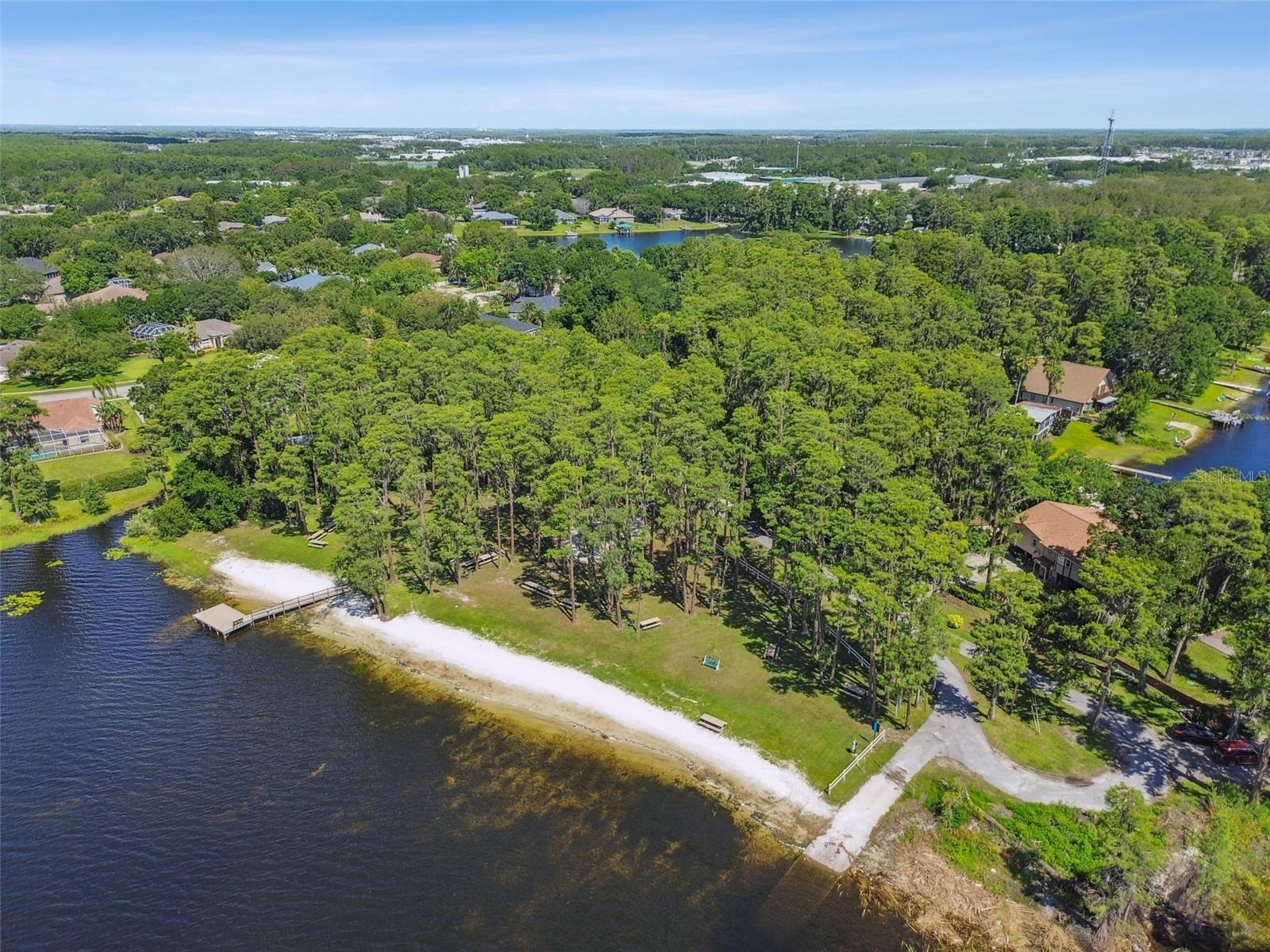 Listing photo id 47 for 13901 Vacation Lane
