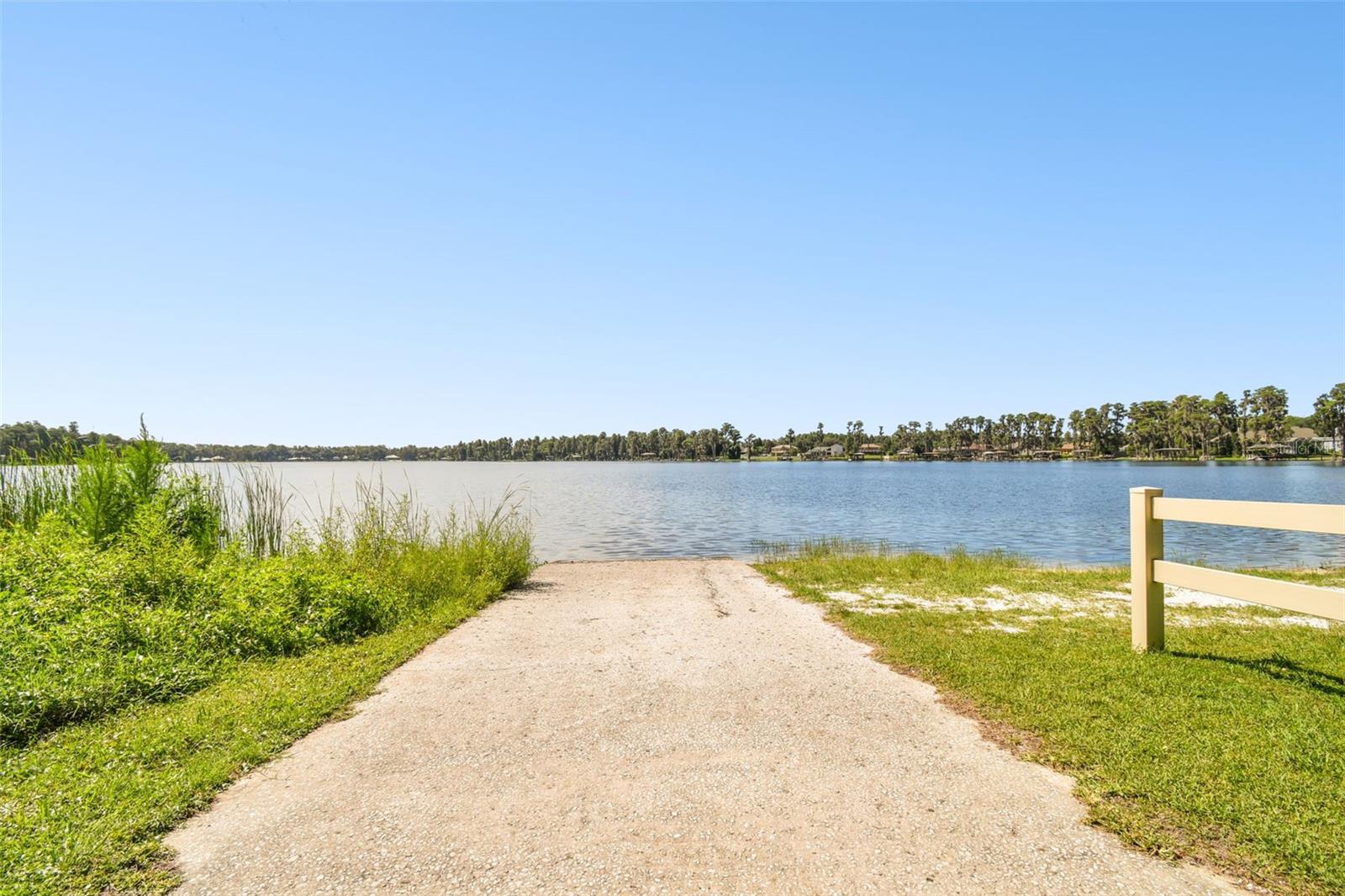 Listing photo id 54 for 13901 Vacation Lane