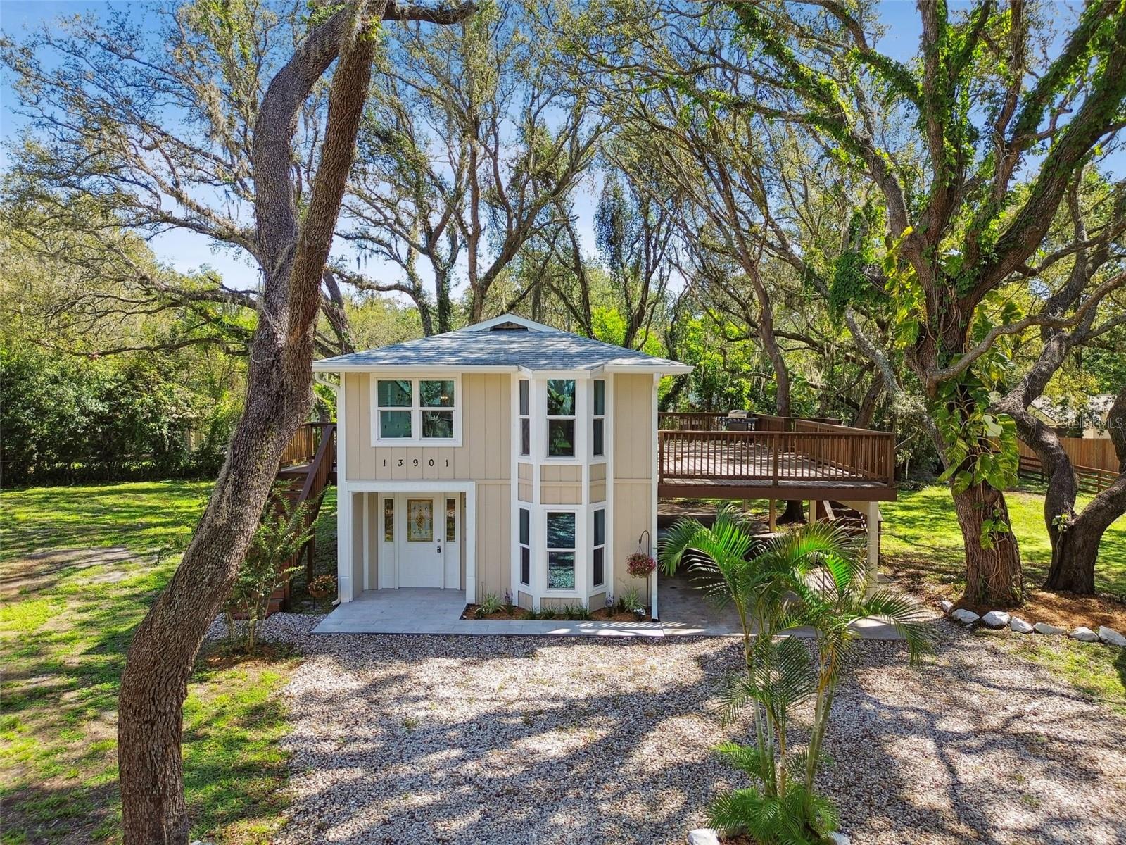 Listing photo id 59 for 13901 Vacation Lane