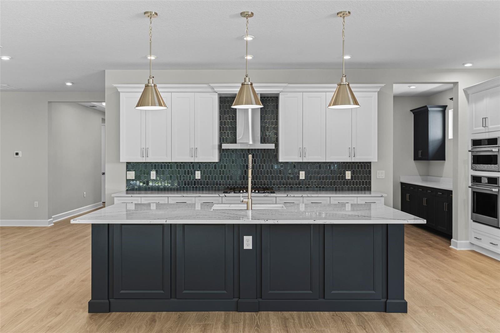 Image 10 of 54 For 956 Club Cresswind Drive