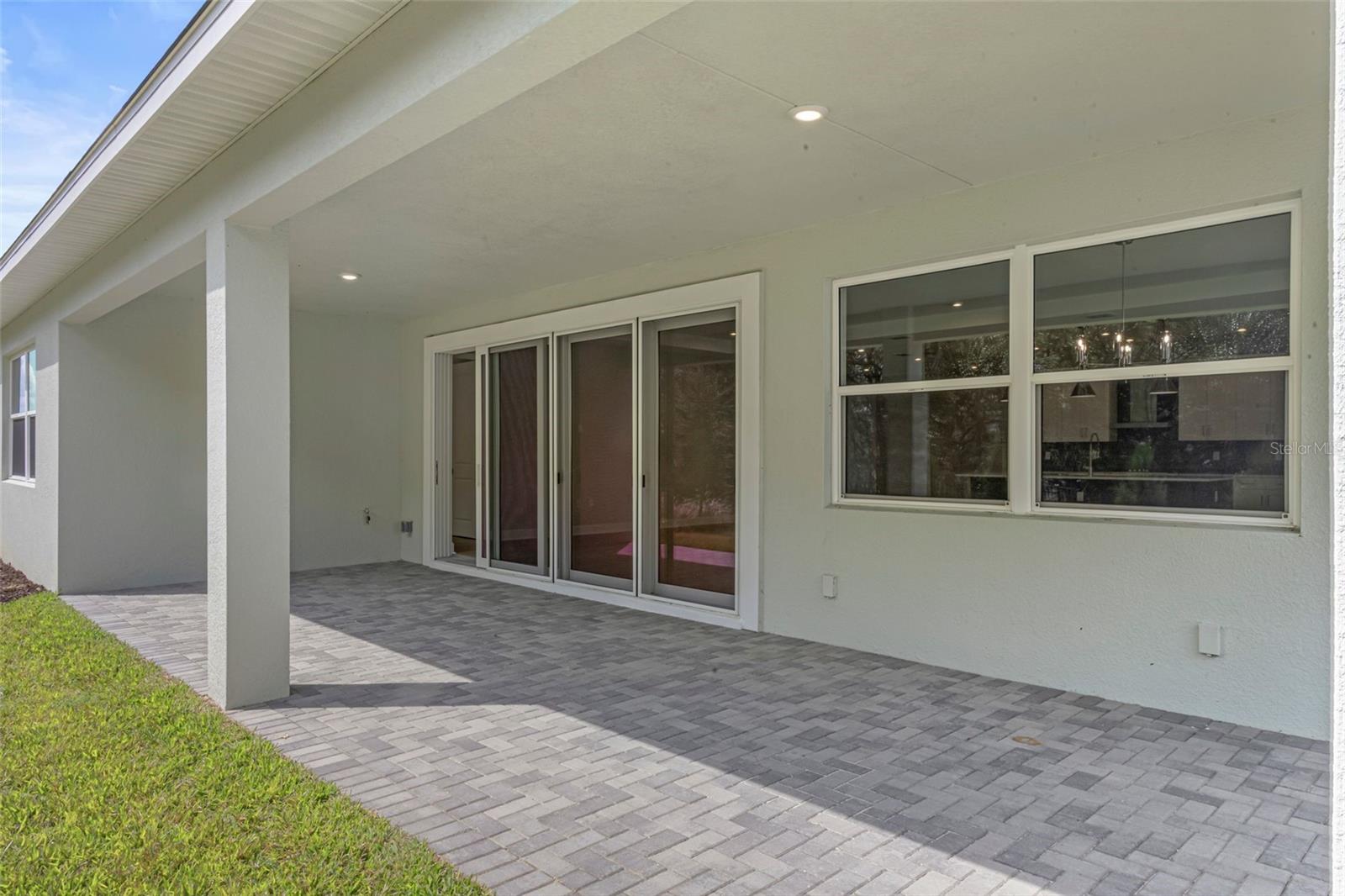 Image 34 of 54 For 956 Club Cresswind Drive