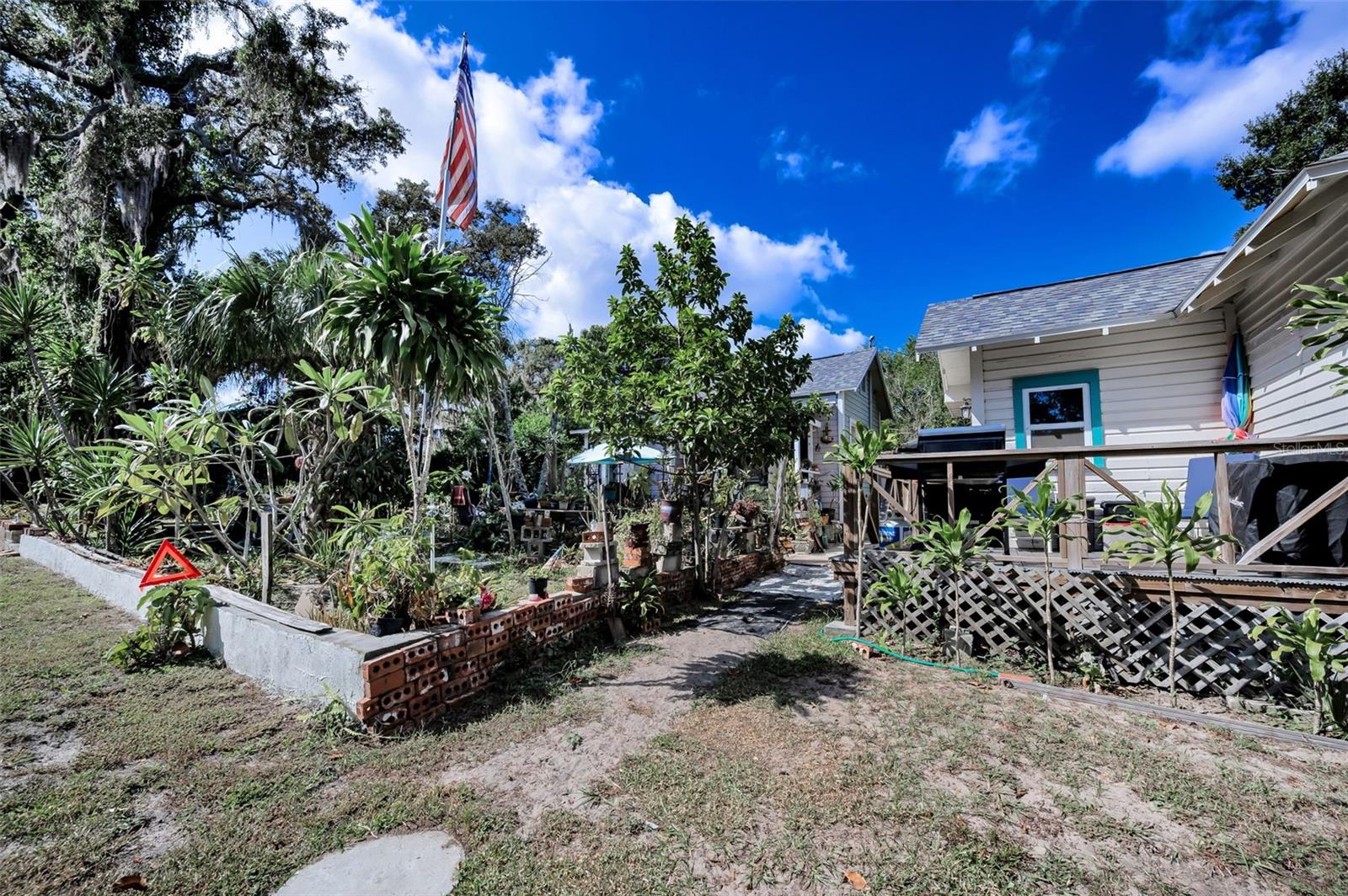 Image 10 of 19 For 39 Park Street