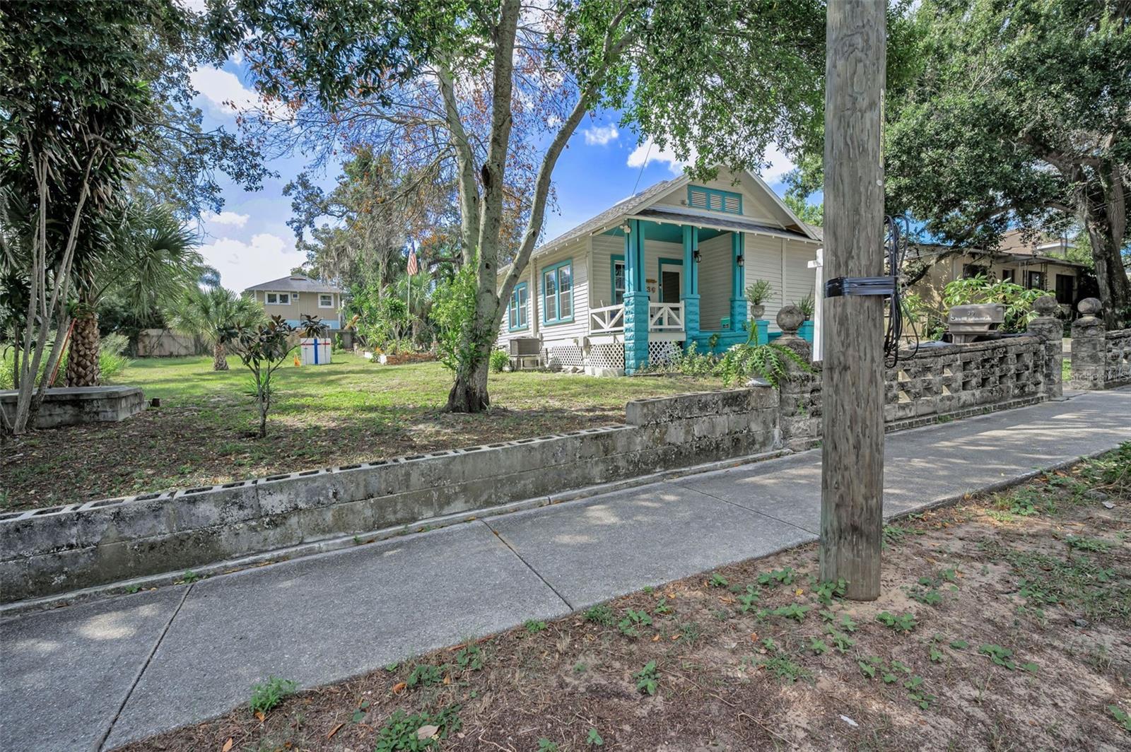 Image 6 of 19 For 39 Park Street