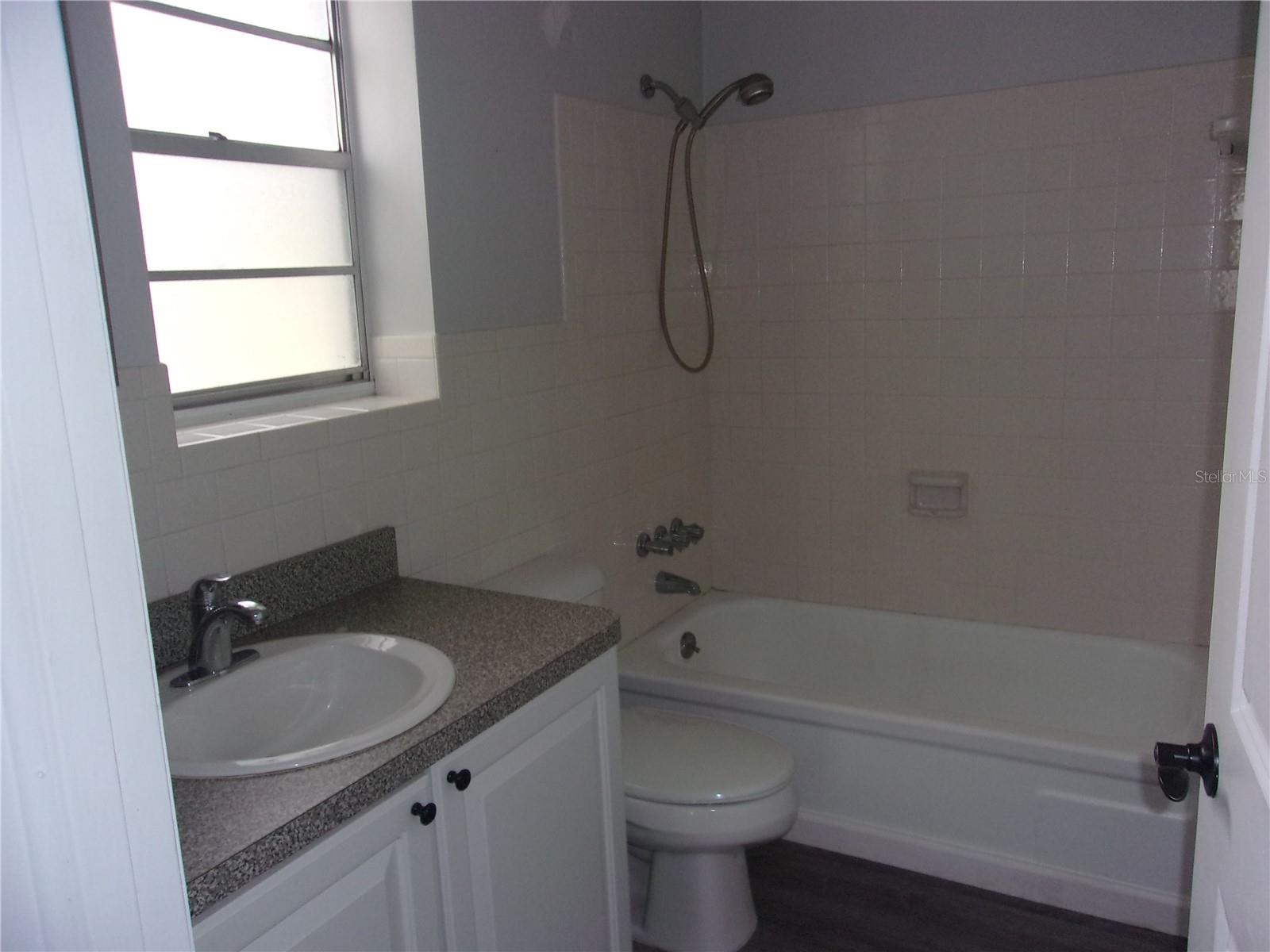 Image 19 of 20 For 12701 Choctaw Trail