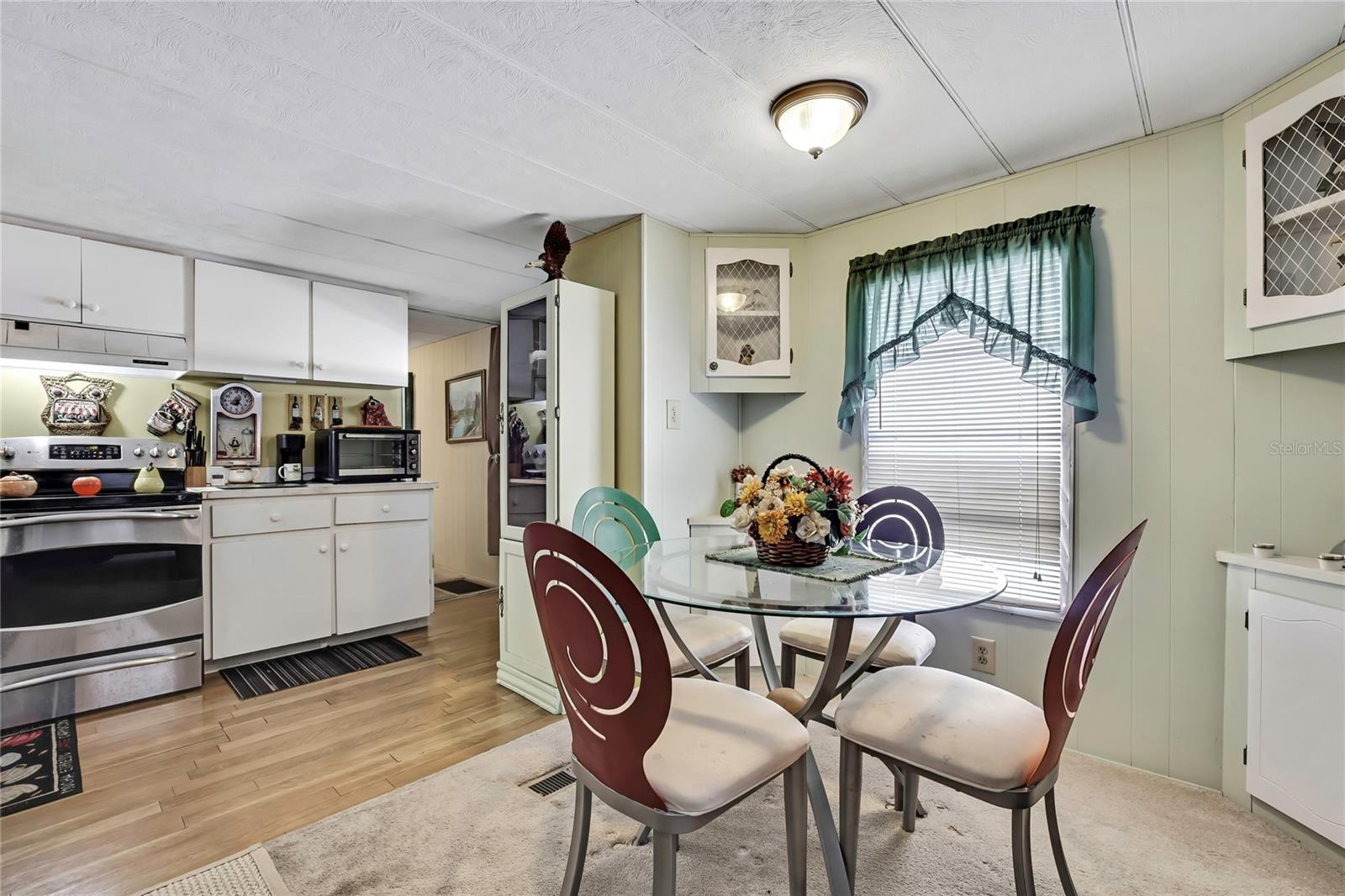 Image 10 of 23 For 1841 Holiday Drive