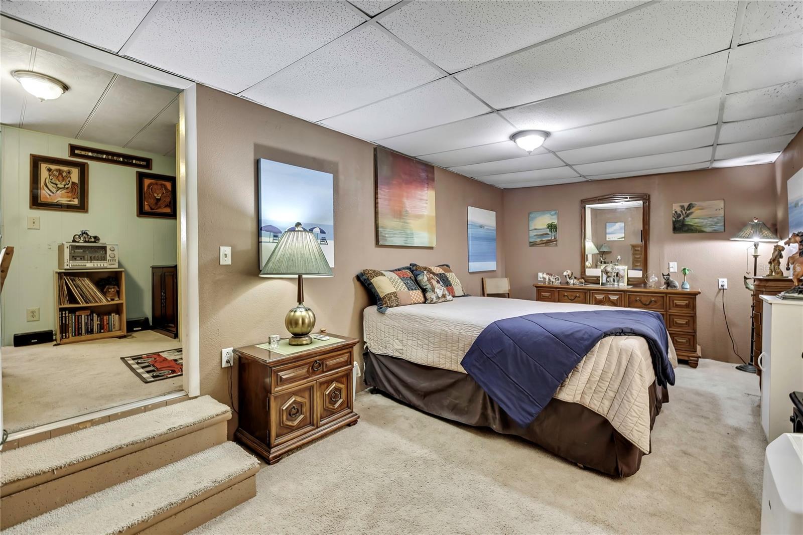 Image 12 of 23 For 1841 Holiday Drive