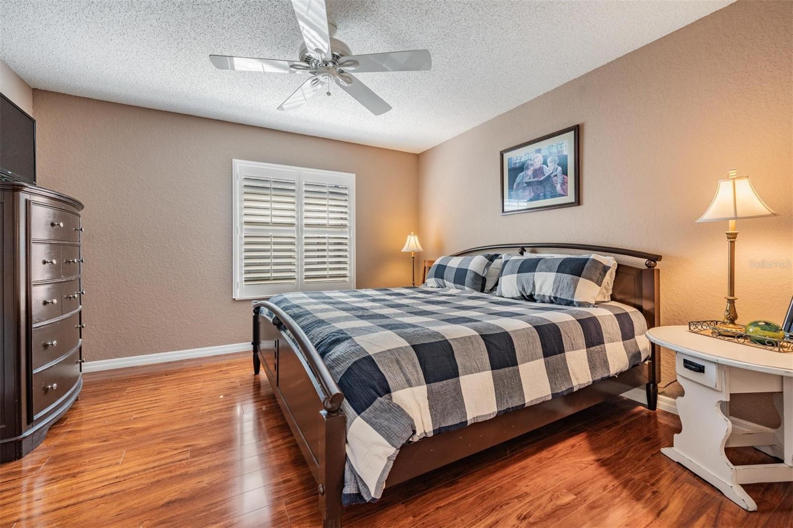 Image 16 of 50 For 1745 Westerham Loop