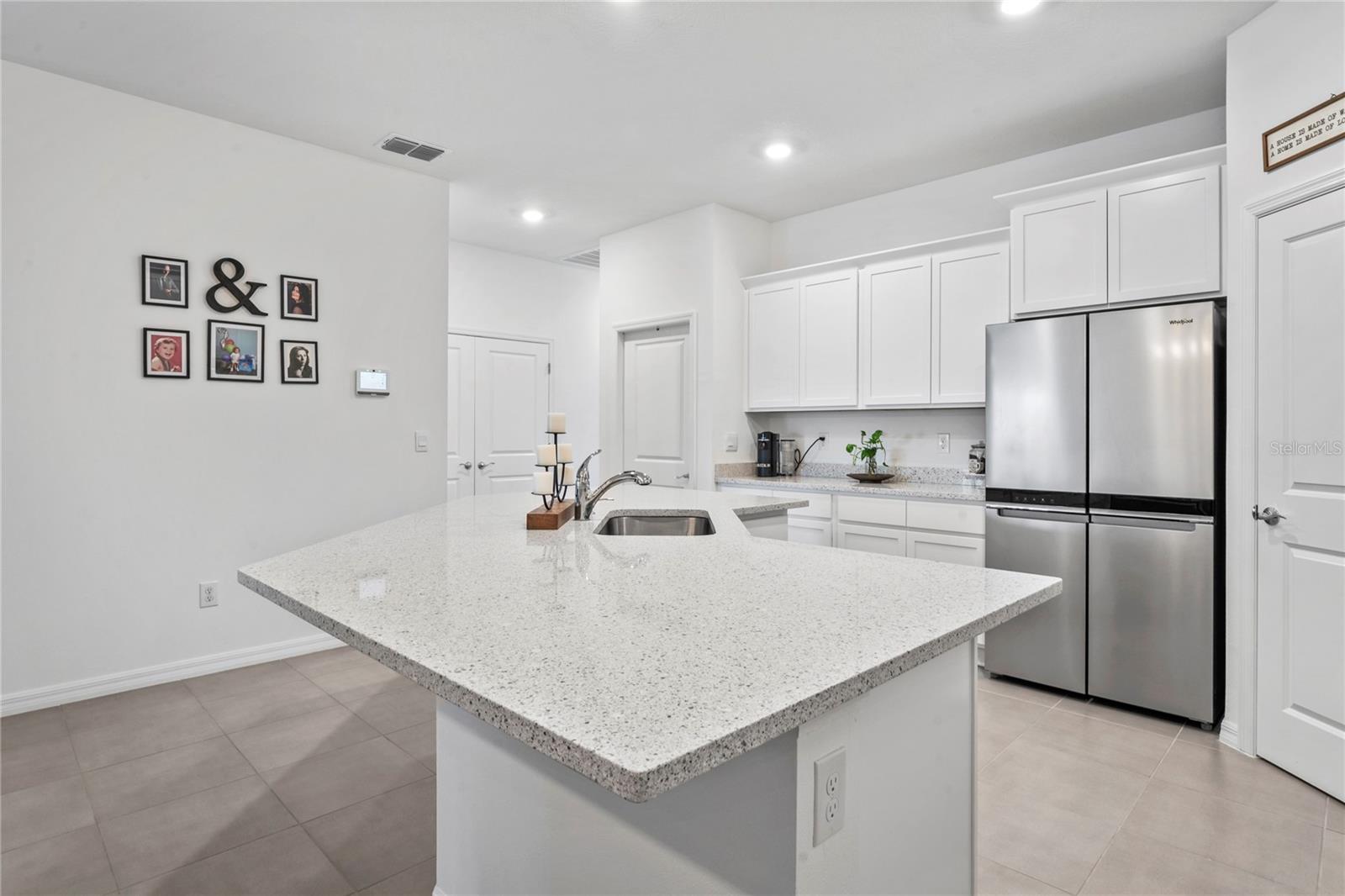 Image 24 of 67 For 31511 Ancient Sage Road