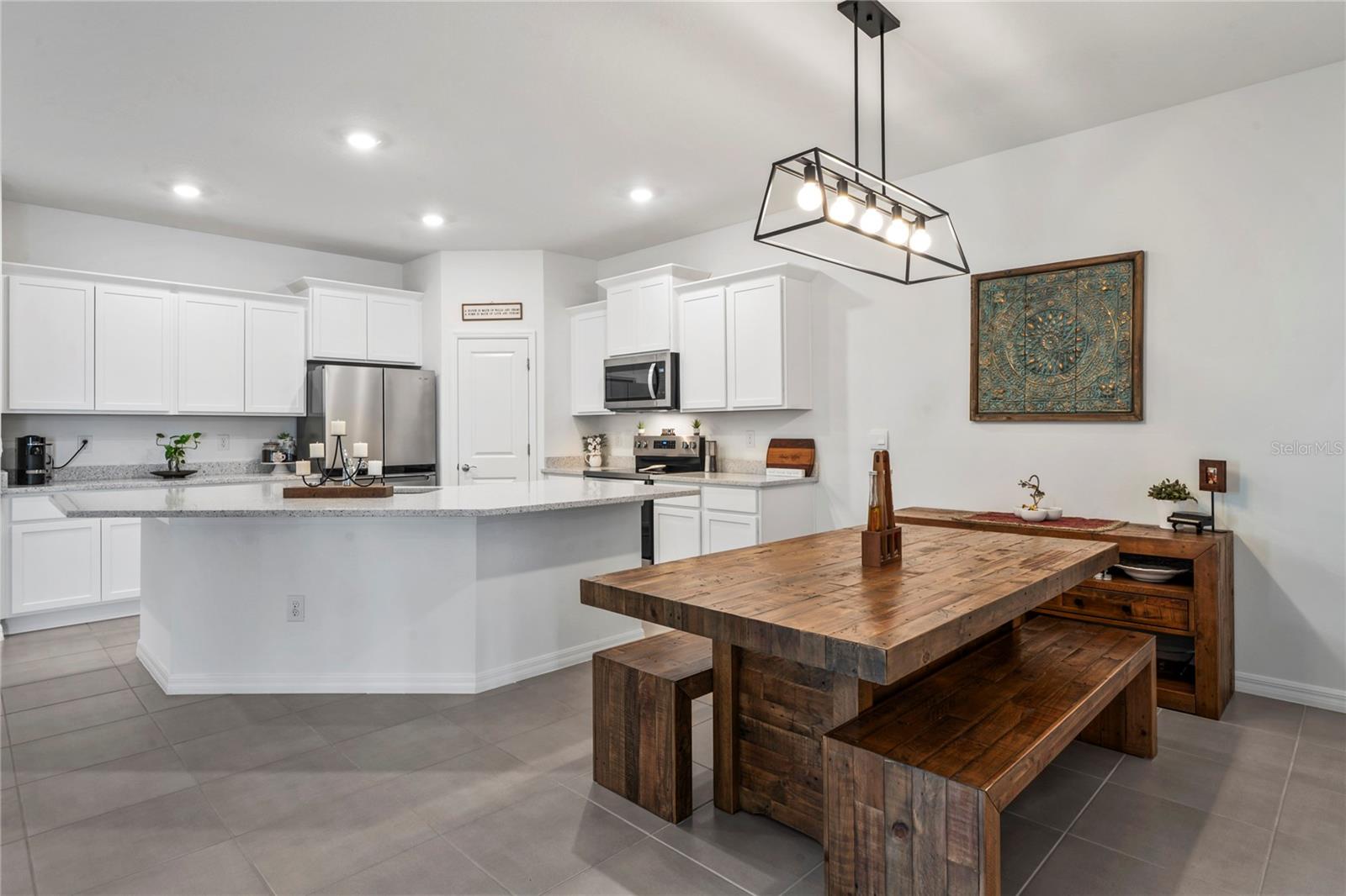 Image 26 of 67 For 31511 Ancient Sage Road