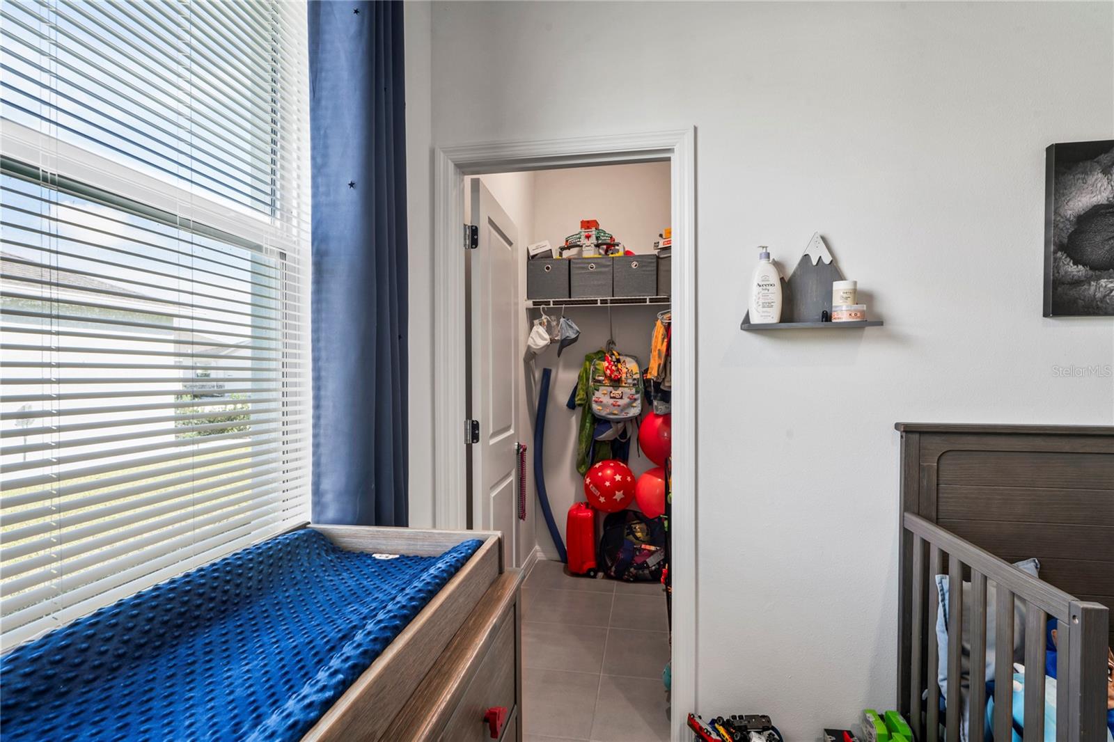 Image 35 of 67 For 31511 Ancient Sage Road