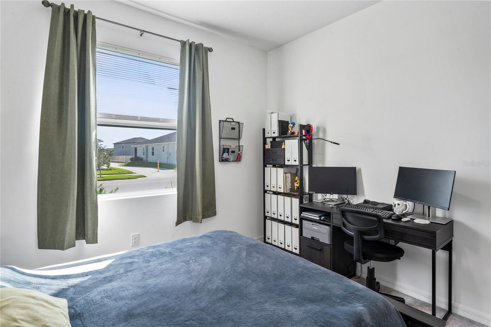 Image 37 of 67 For 31511 Ancient Sage Road