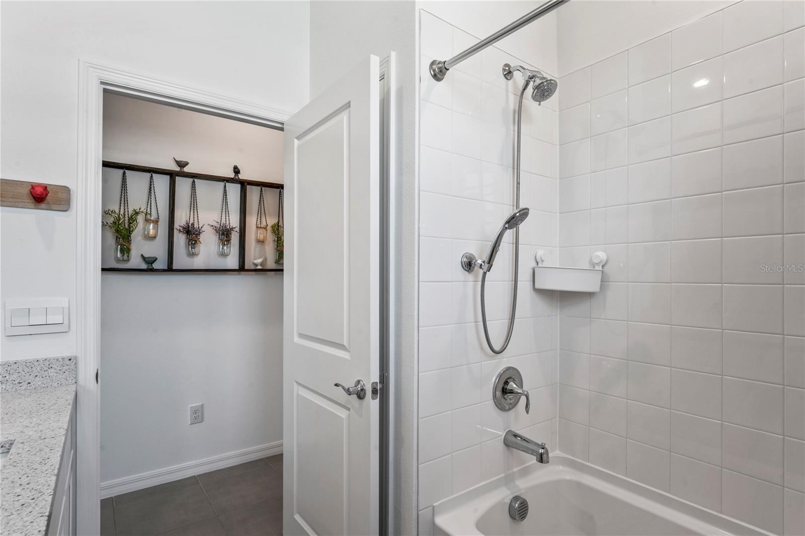 Image 40 of 67 For 31511 Ancient Sage Road