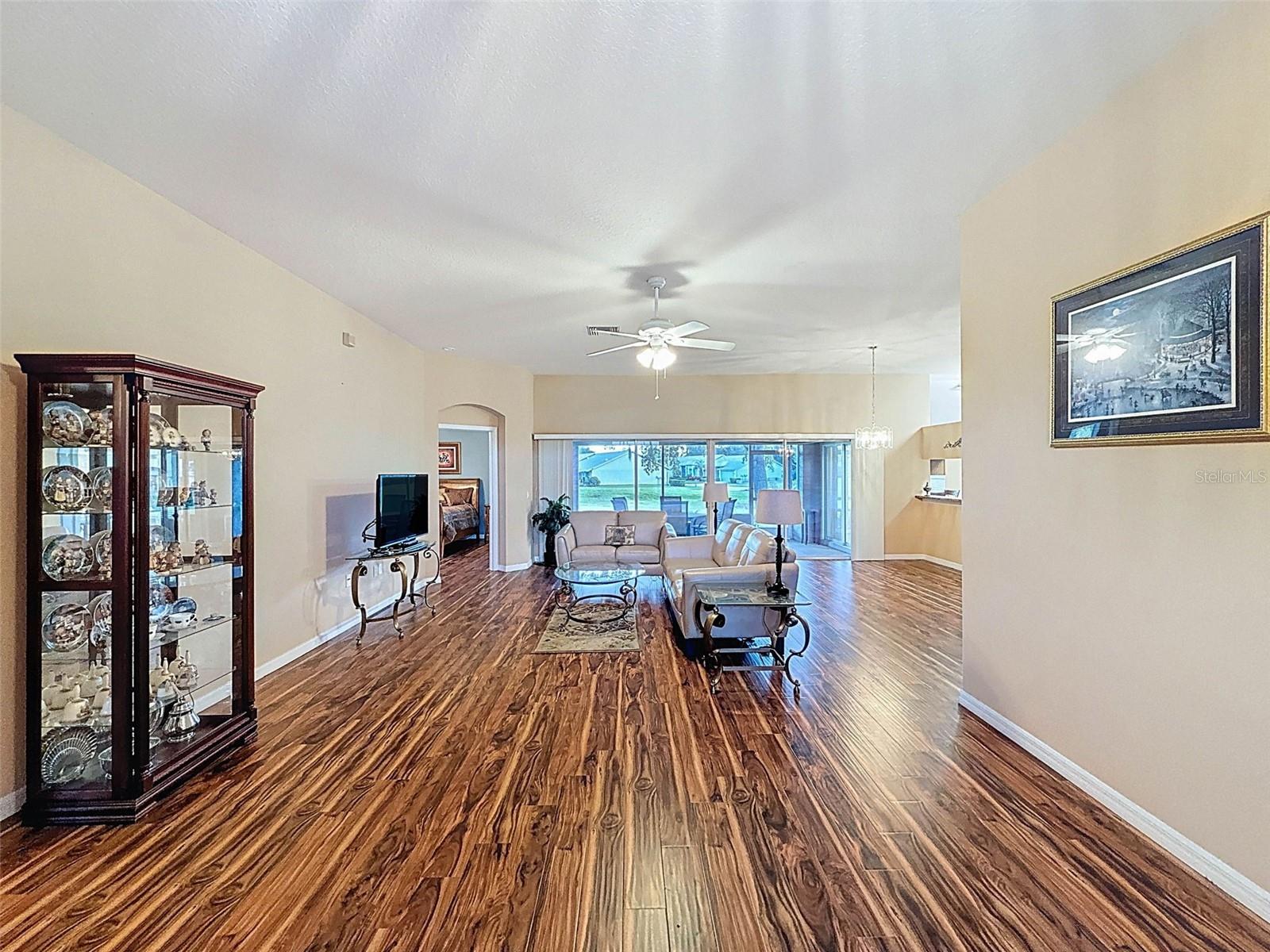 Image 10 of 50 For 11012 Torrey Pines Court