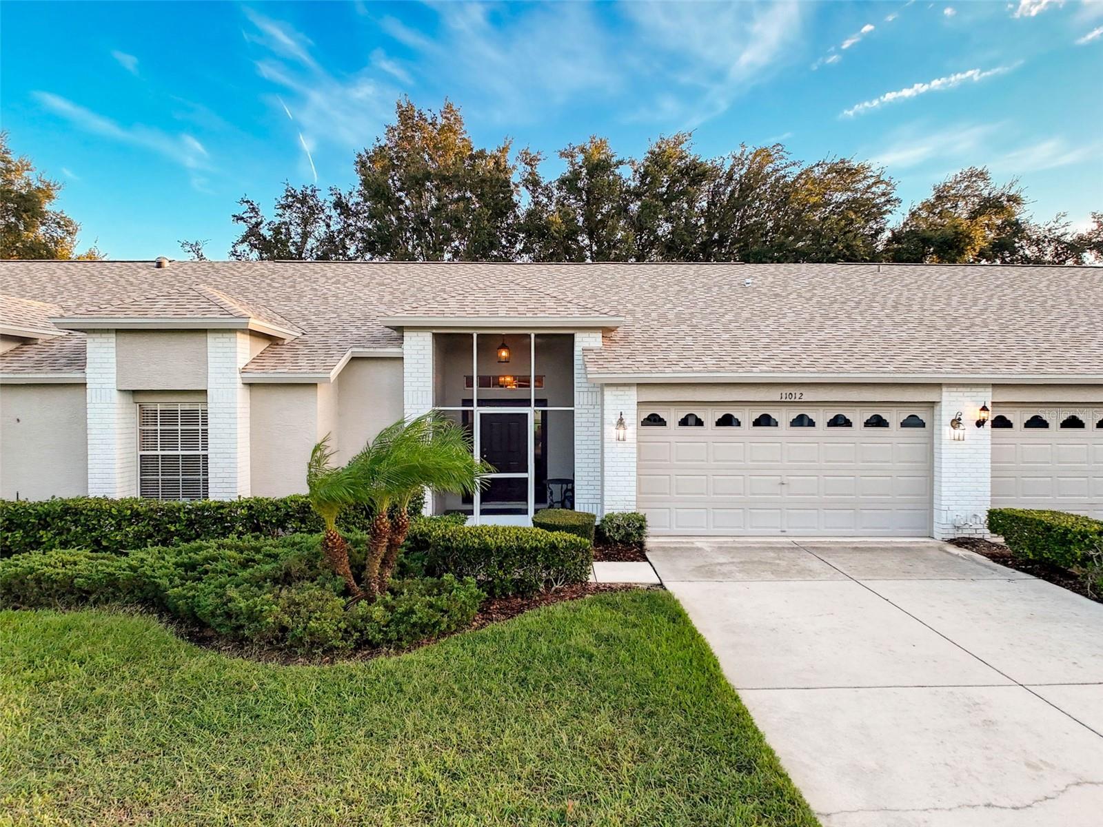 Image 4 of 50 For 11012 Torrey Pines Court