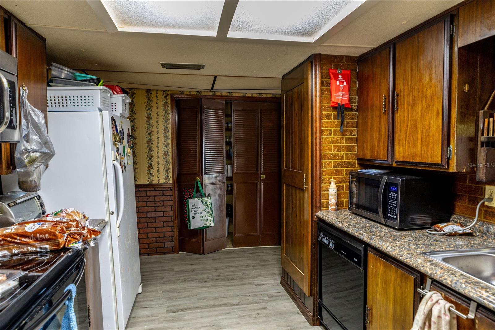 Image 19 of 75 For 12060 Ehrenwald Drive