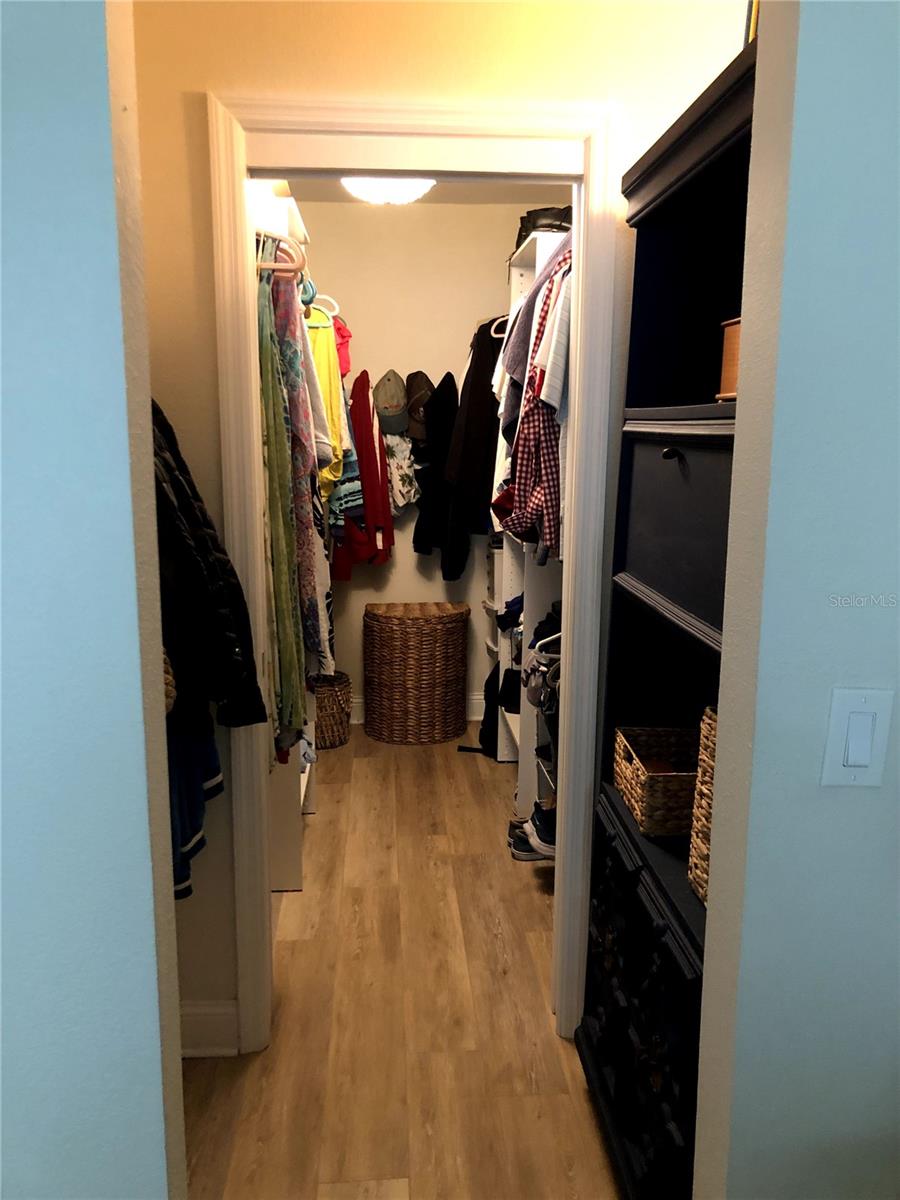 Image 27 of 34 For 7 Dunoon Place 203