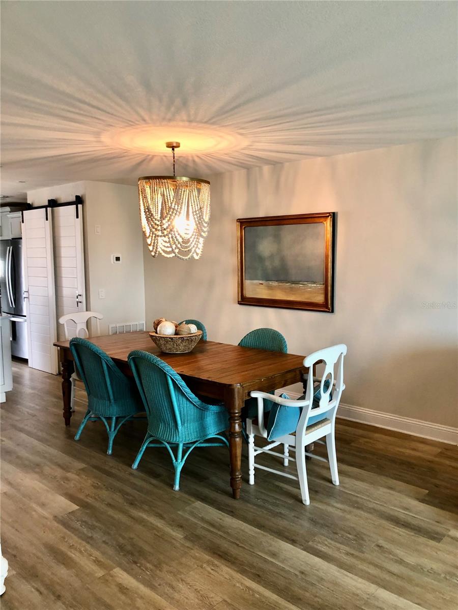 Image 6 of 34 For 7 Dunoon Place 203