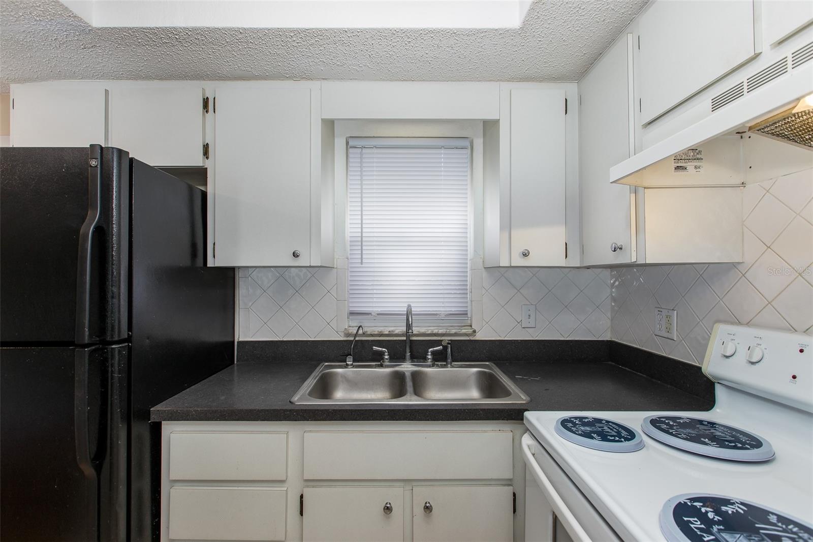 Image 19 of 28 For 5115 Drift Tide Drive