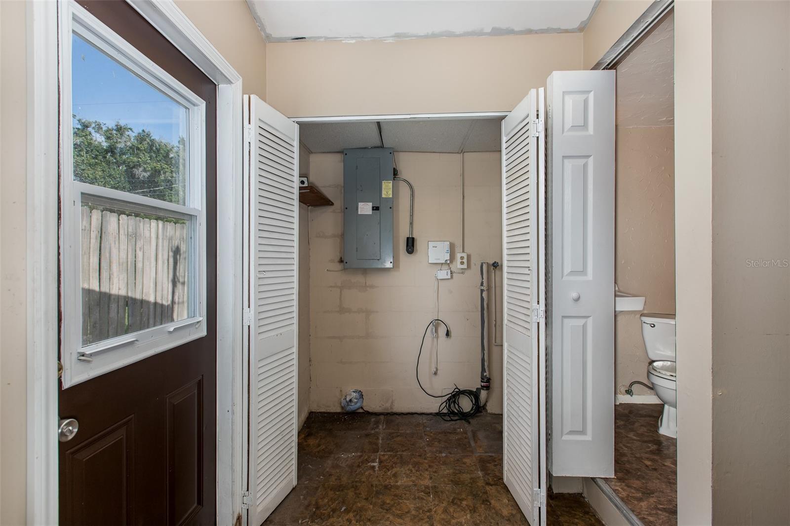 Image 23 of 28 For 5115 Drift Tide Drive