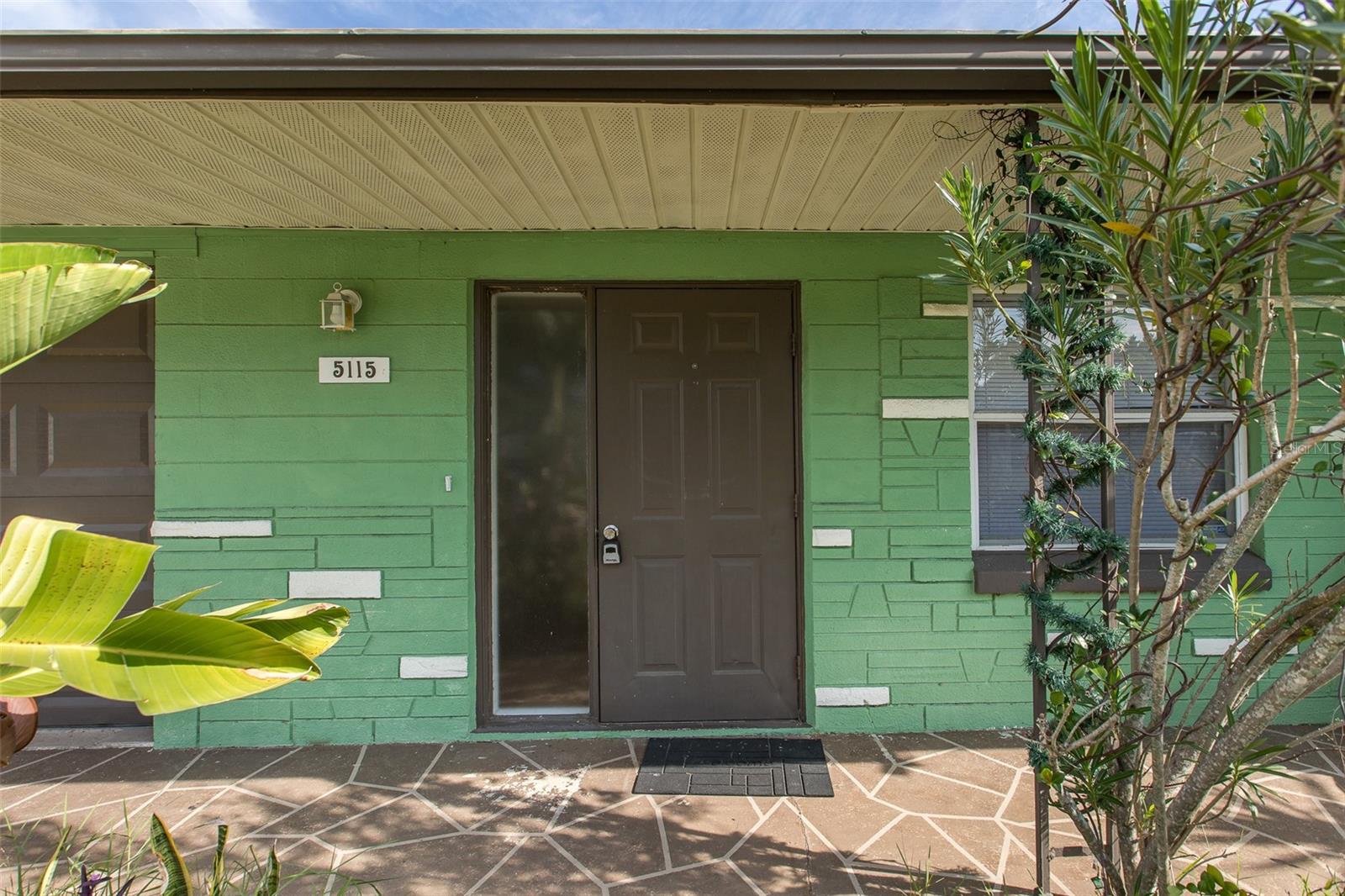 Image 3 of 28 For 5115 Drift Tide Drive