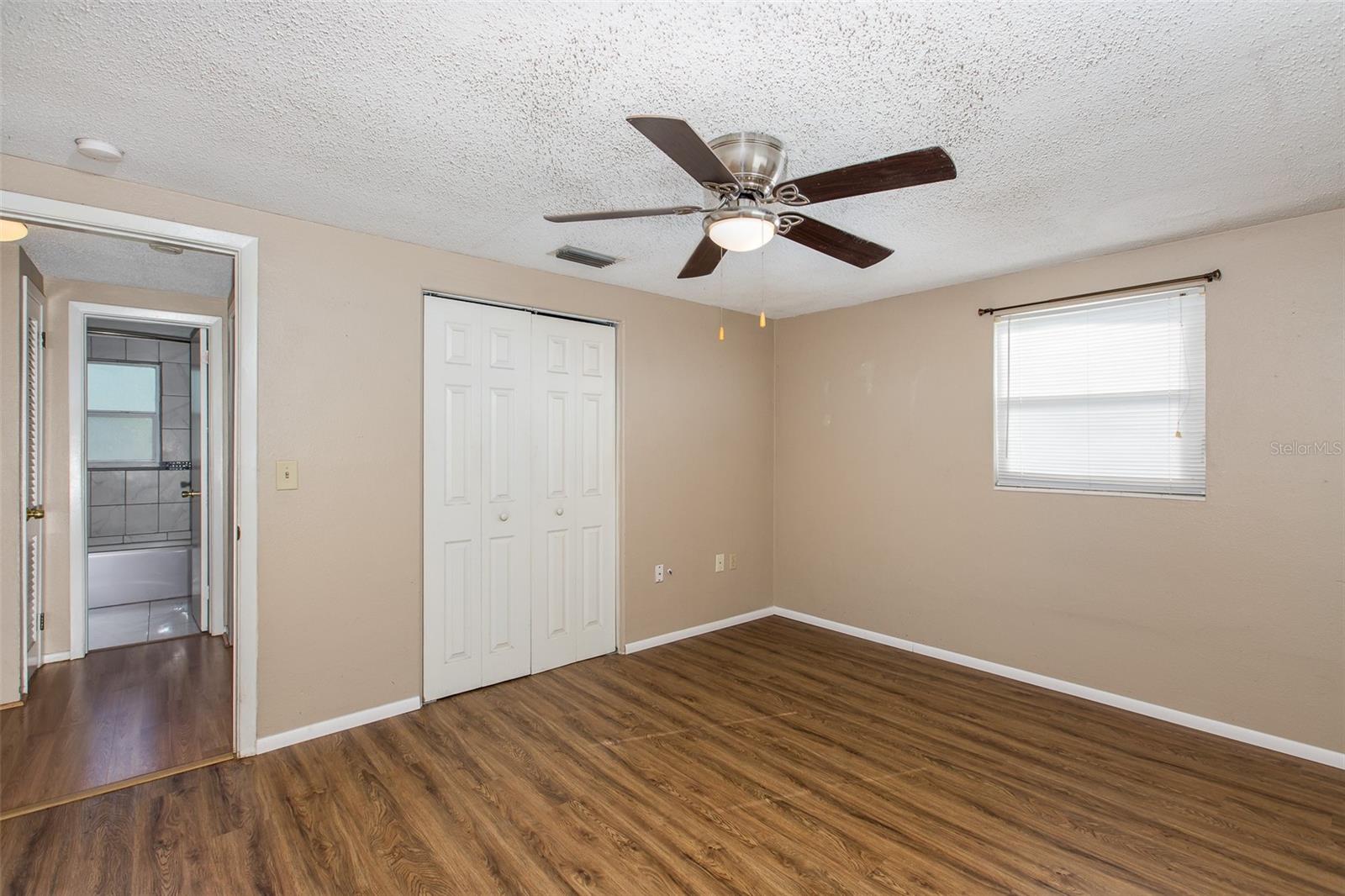 Image 5 of 28 For 5115 Drift Tide Drive