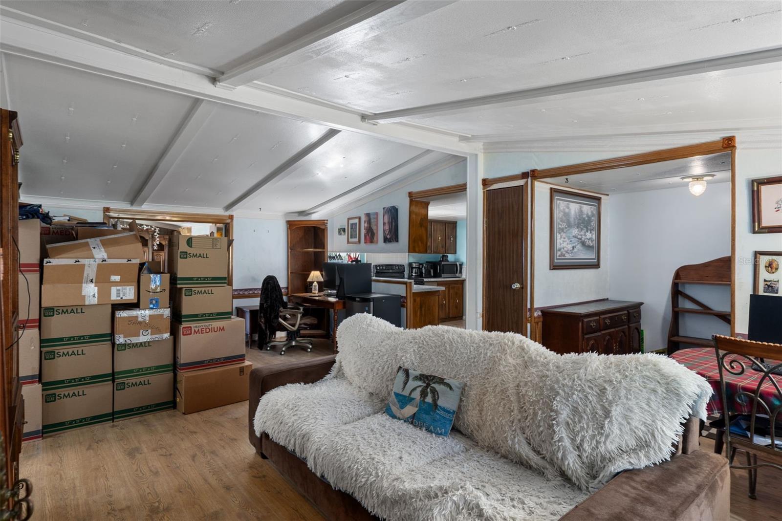 Image 15 of 45 For 3816 Fox Ridge Boulevard